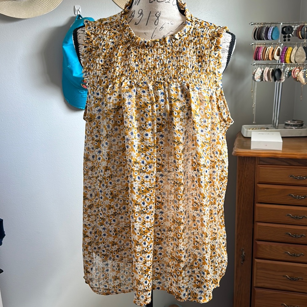Sleeveless top